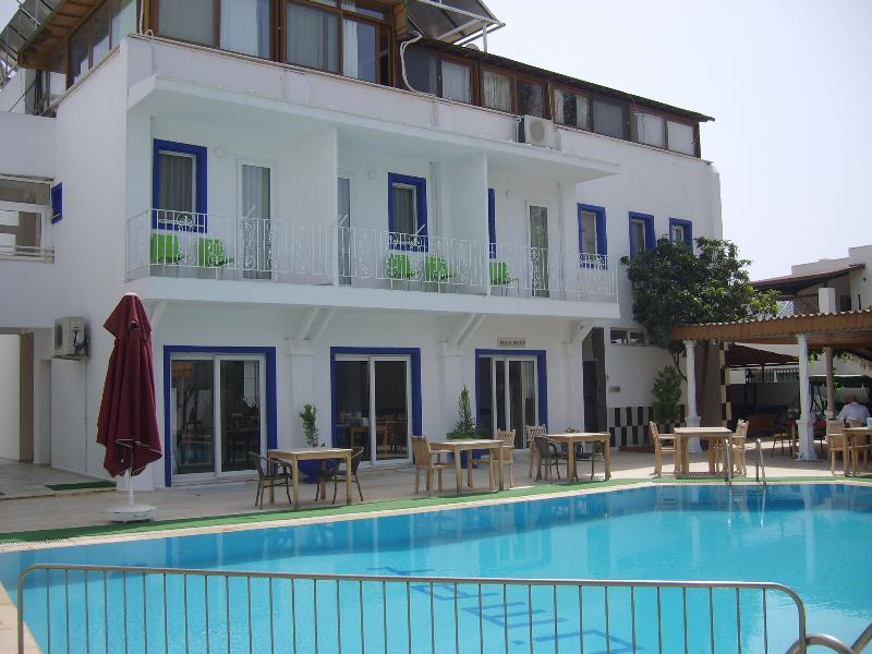 Tuemay Hotel 比特兹 外观 照片