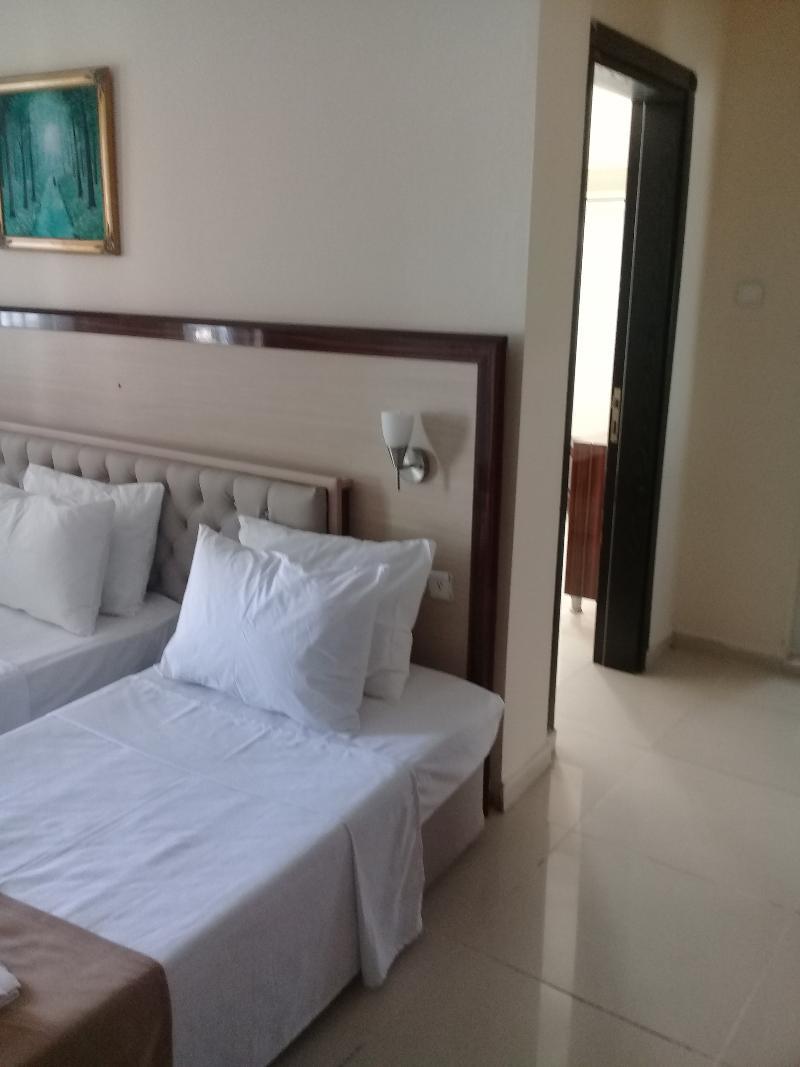 Tuemay Hotel 比特兹 外观 照片